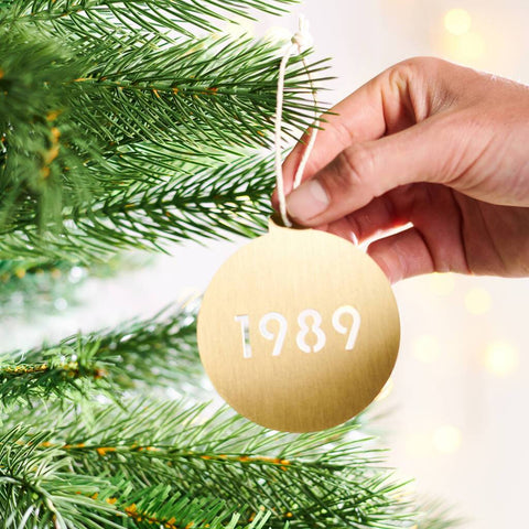 Oakdene Designs Christmas Decorations Personalised Solid Brass Special Date Christmas Bauble