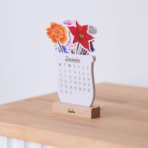 Oakdene Designs Home Decor Personalised Birth Flower Calendar 2025