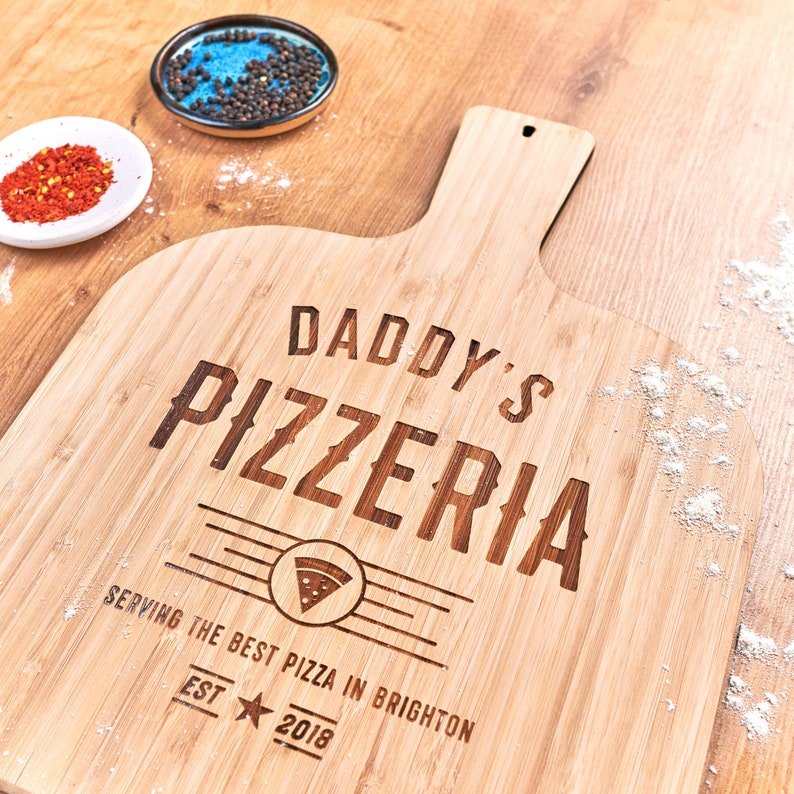 Personalised Bamboo Pizza Board - Oakdene Designs